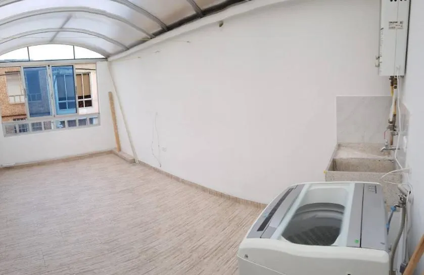 Guest house Alcoba Con Bano Privado Cerca Al Aeropuerto